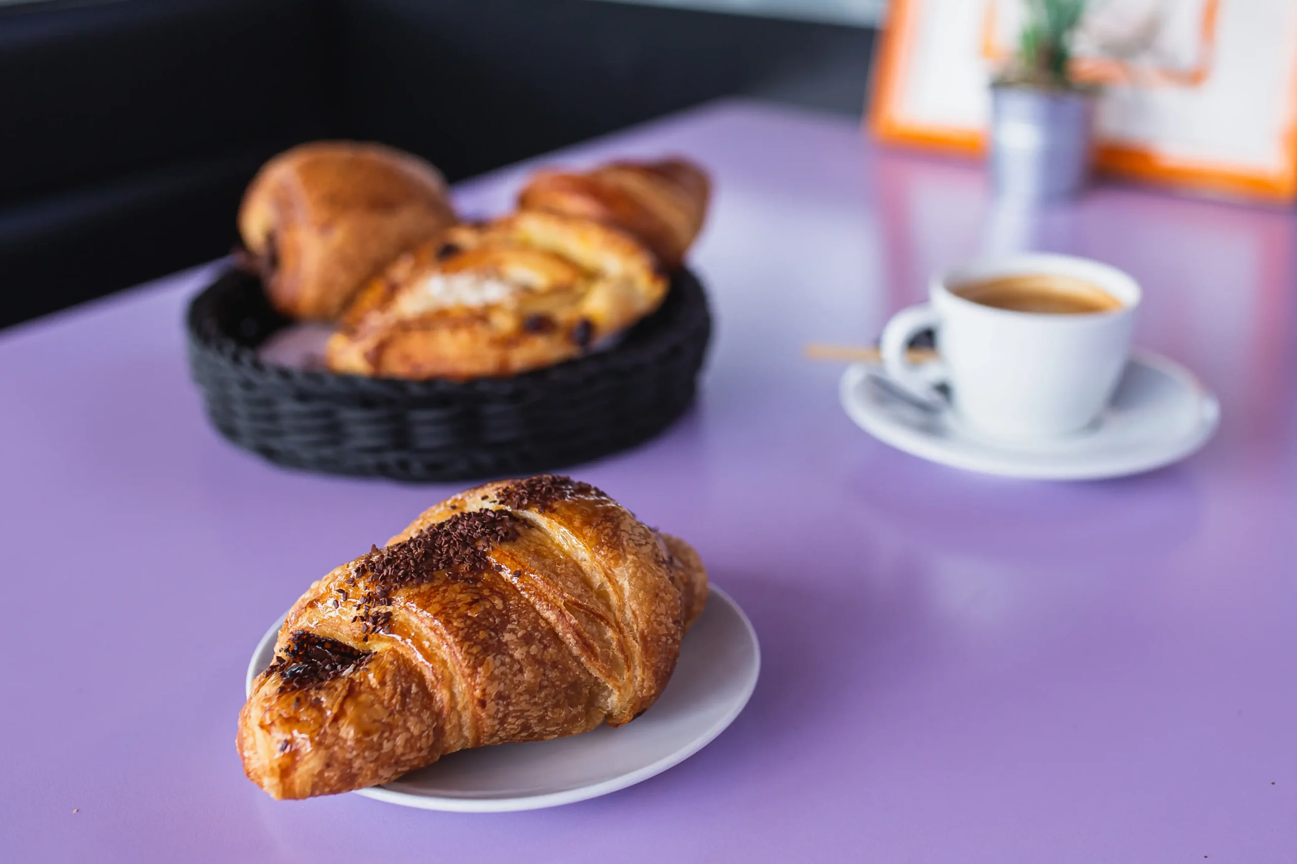 croissant-chocolat-lefournil-de-palmyre-66-argeles-sur-mer-viennoiserie-sur-place-emporter